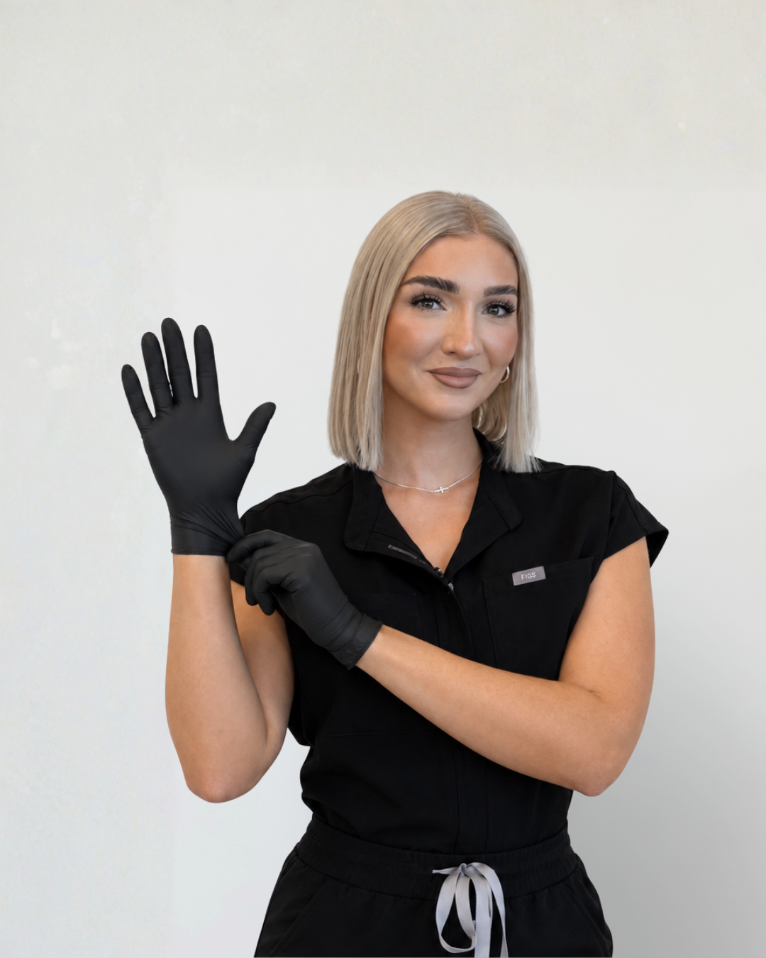 Anna, RN · Aesthetic Injector