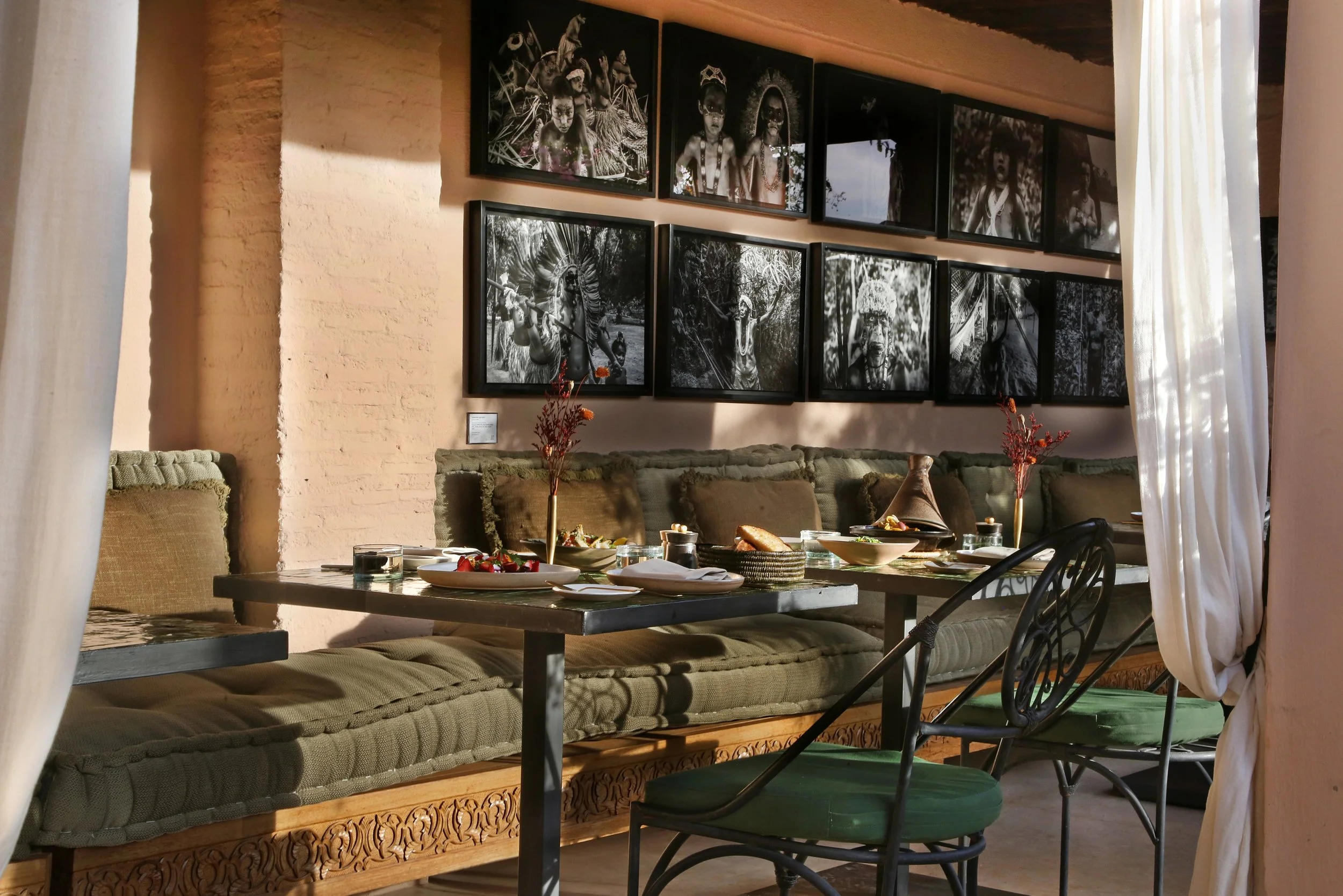 Dining under Salgado photography