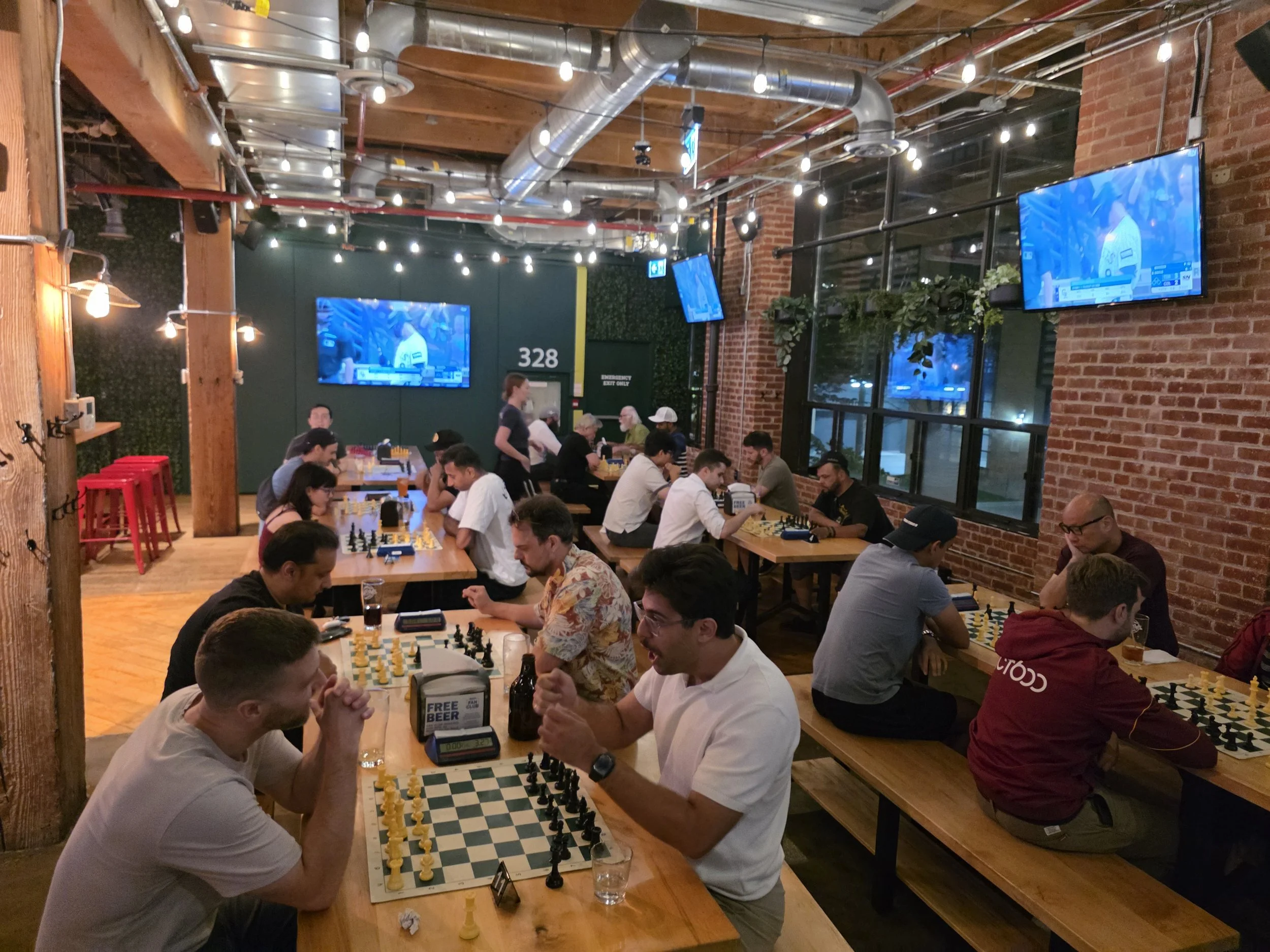 Pub Chess Liberty players at Left Field Brewery