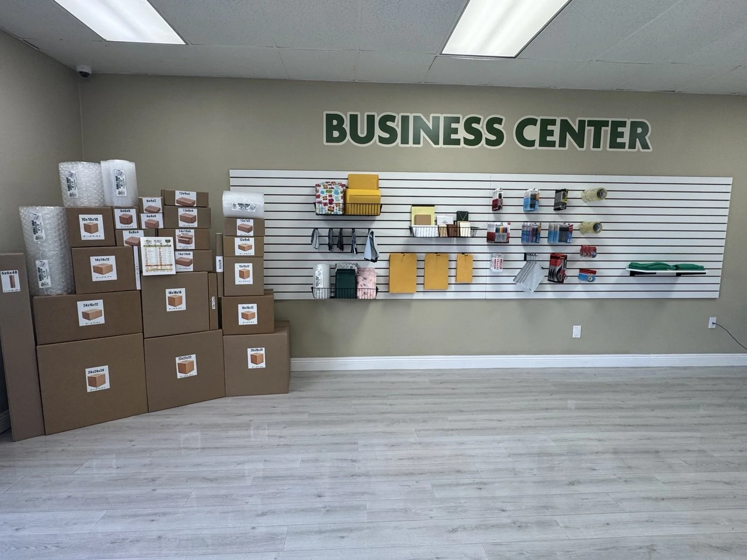 Packing and printing business center at Ship California