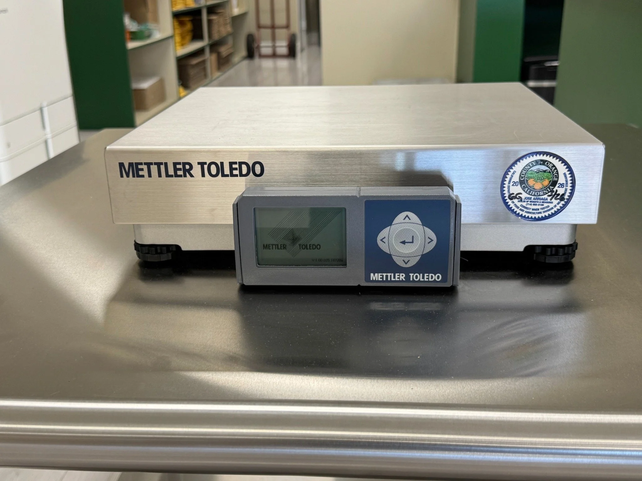 Shipping scale at Ship California in La Palma