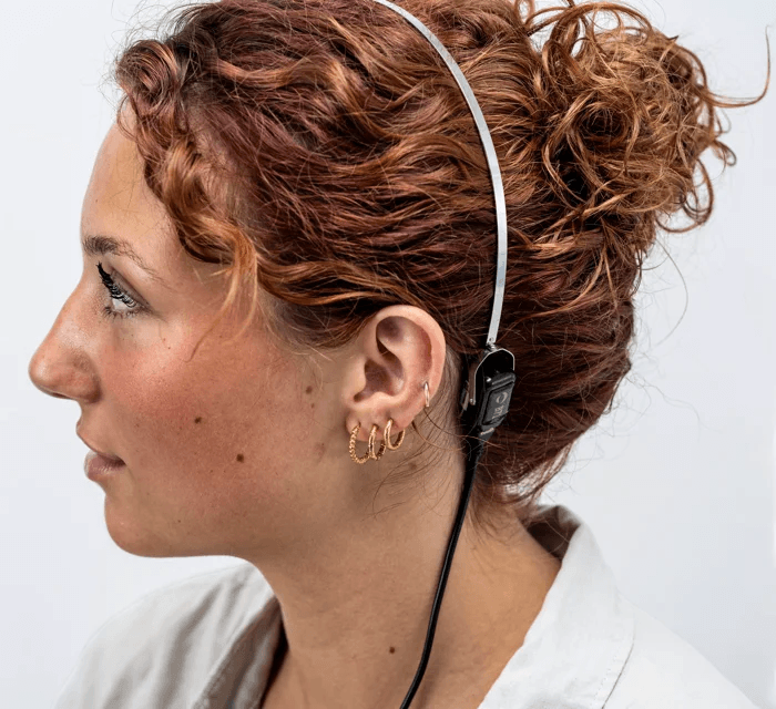 Air and bone conduction hearing evaluation