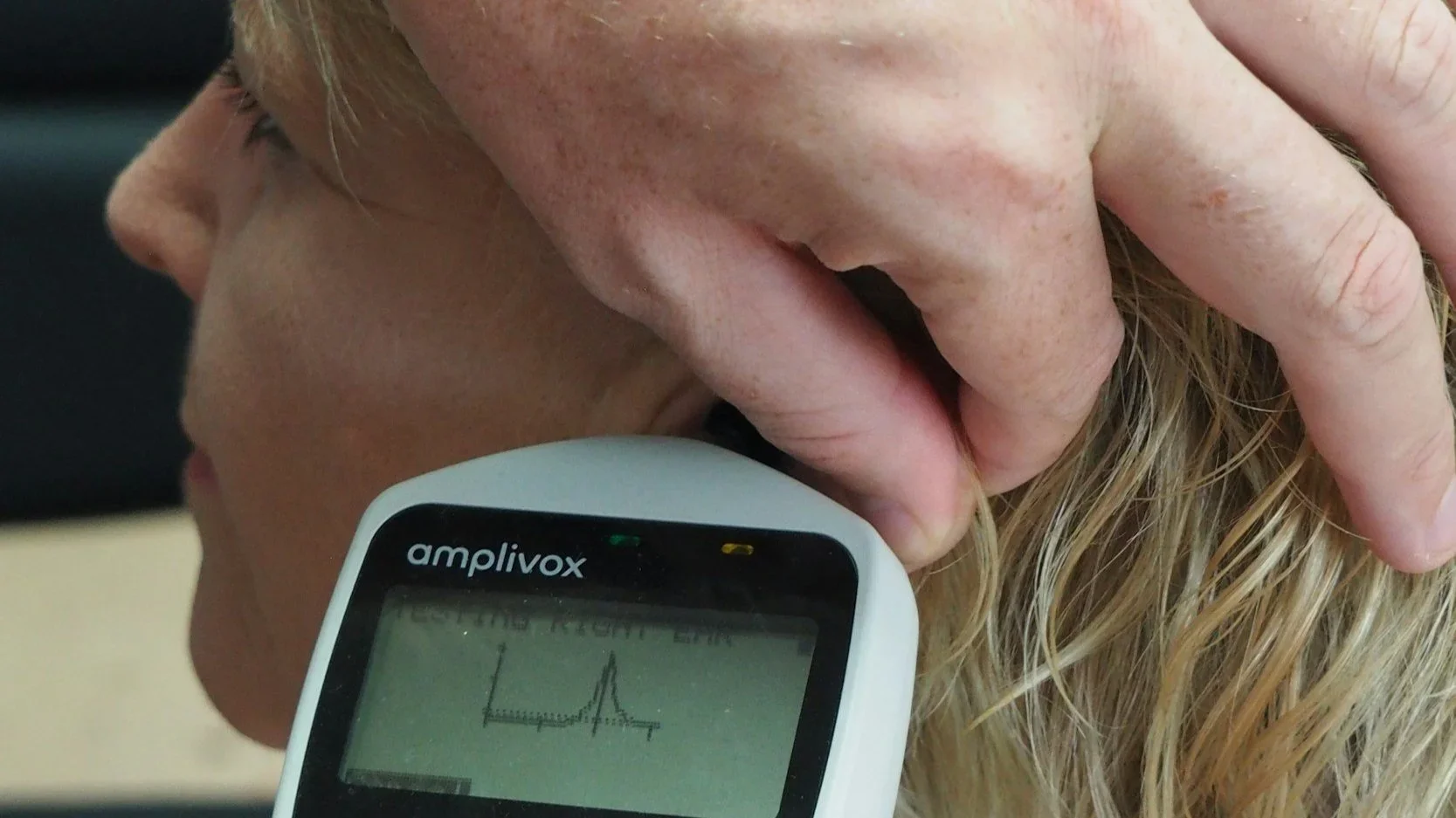 Tympanometry hearing evaluation equipment