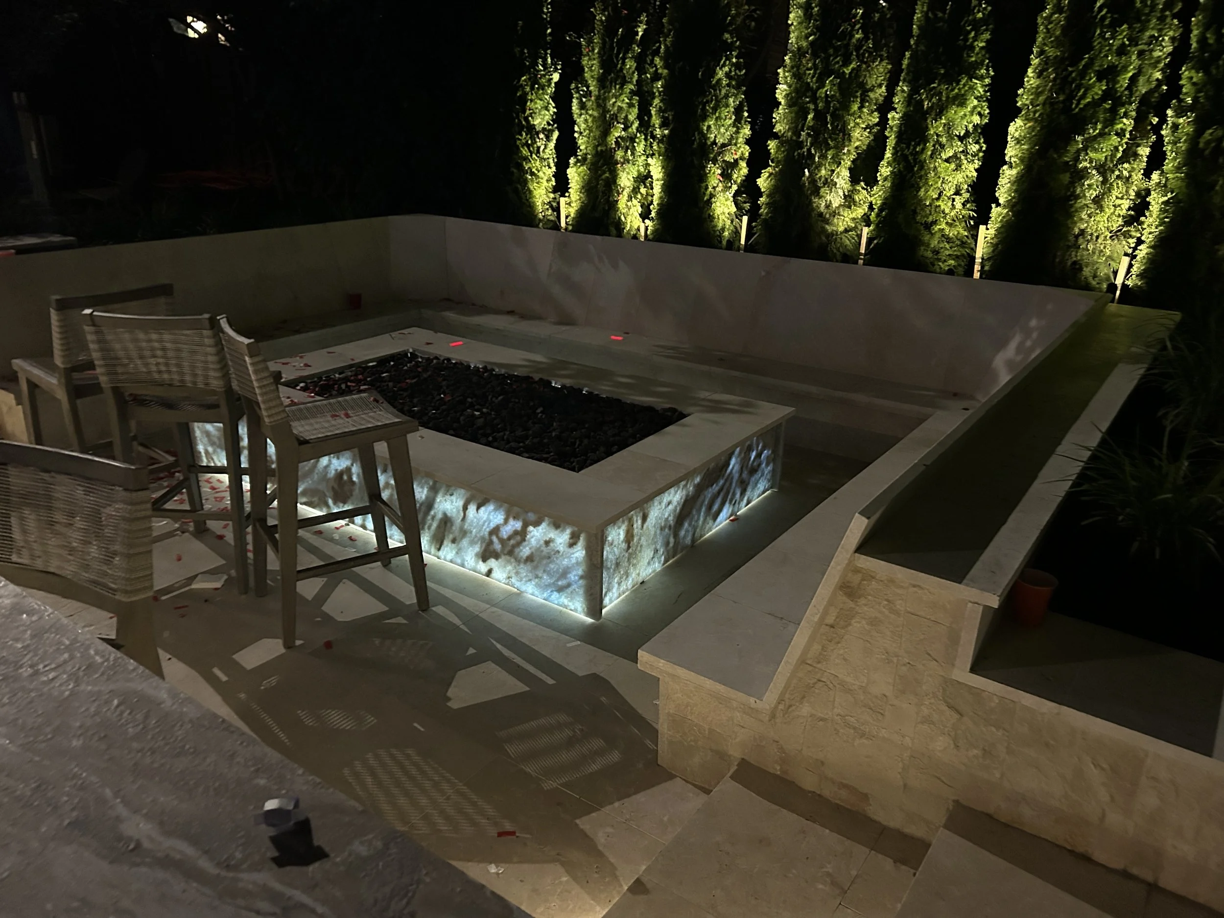 Fire feature and lounge seating