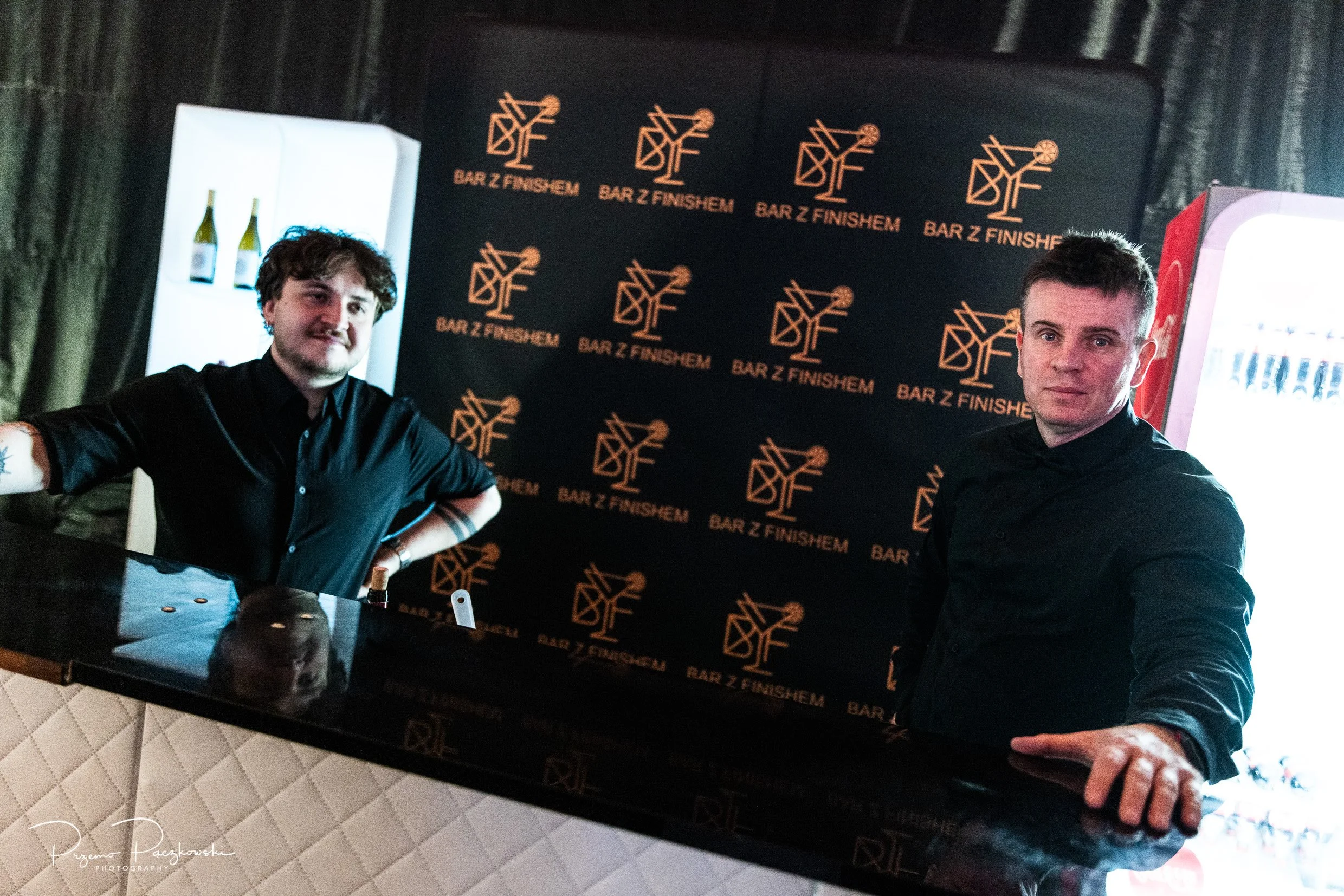 Stanowisko barmańskie Pałac na Foksal — koktajle eventowe Bar z Finishem