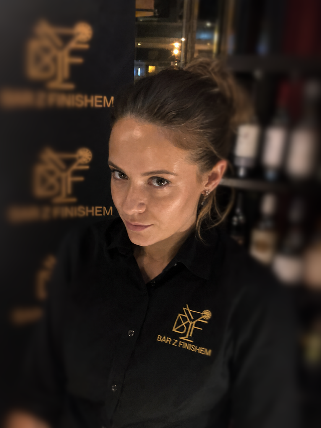 Natalia — barmanka Bar z Finishem