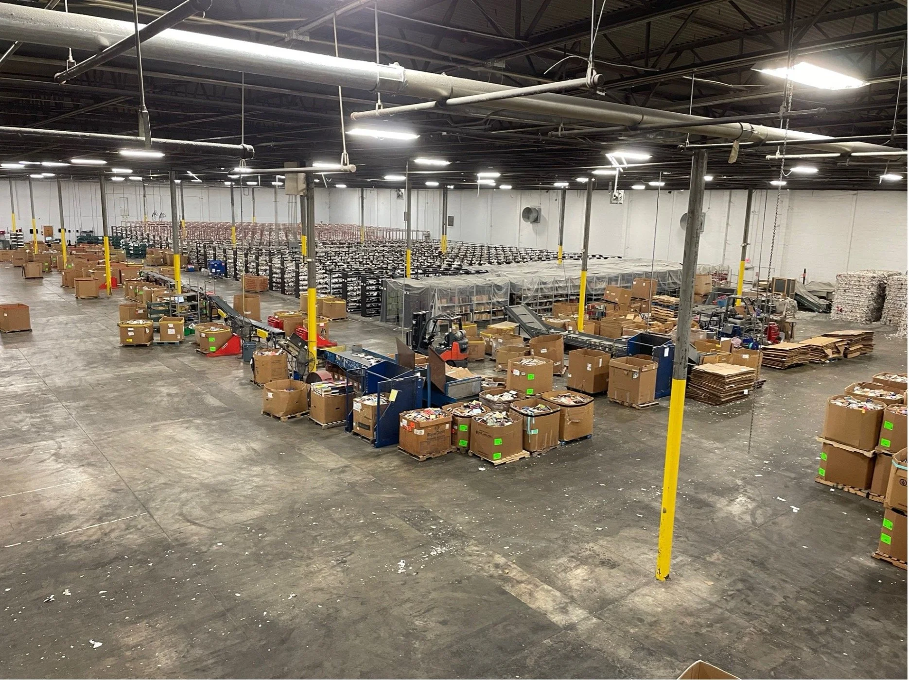 75,000 sq ft warehouse