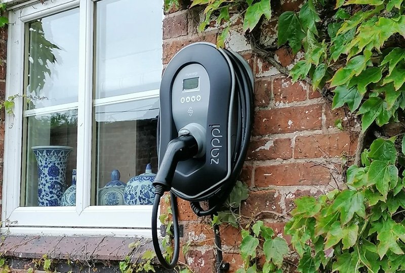 Zappi v2 by myenergi