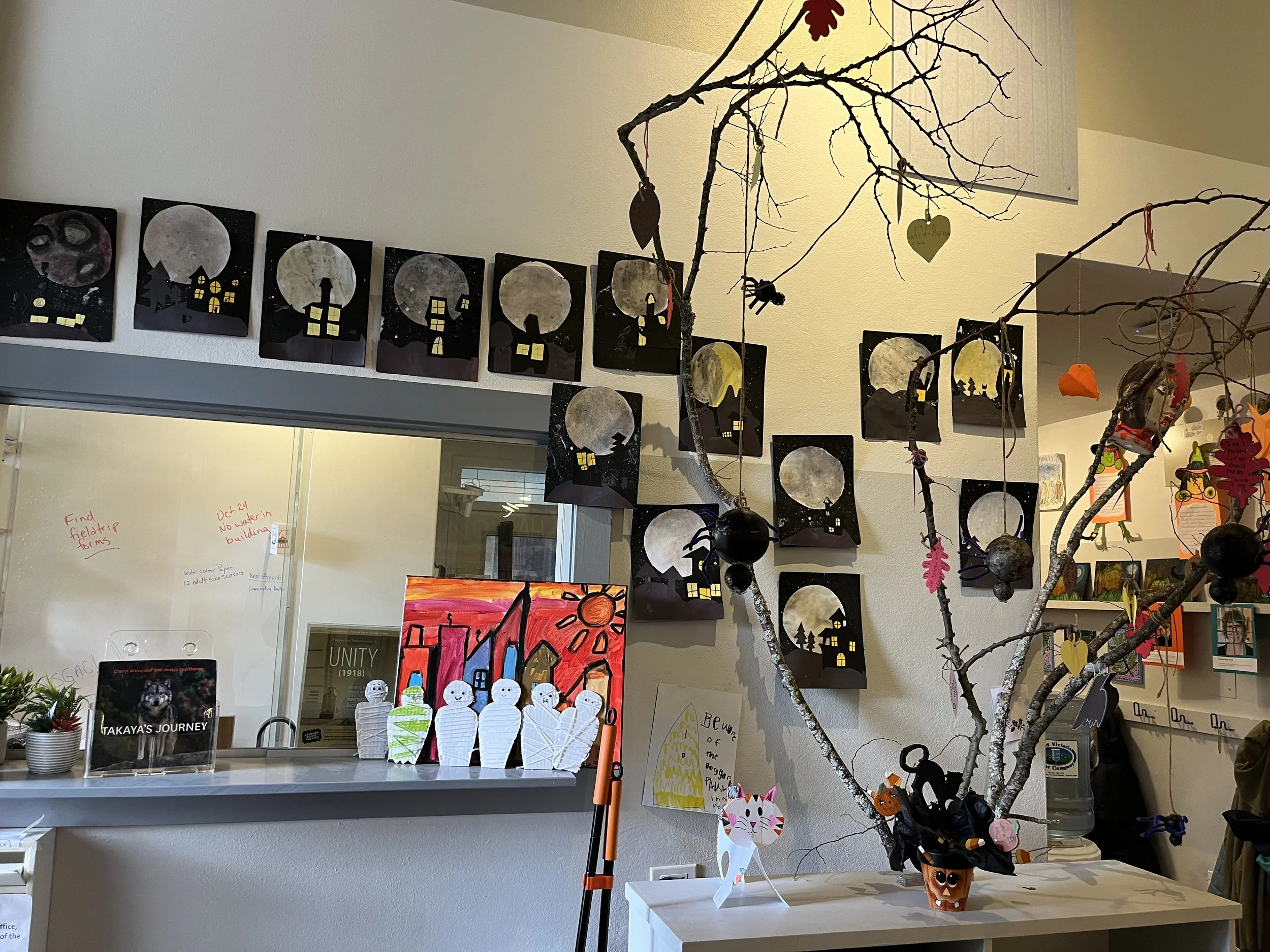 artscalibre classroom with the halloween decoration made by the students