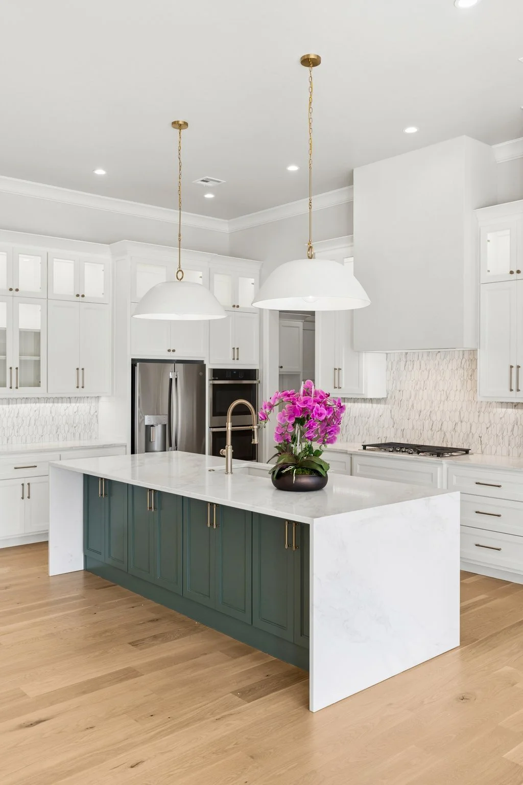 Waterfall Island — New Construction Photo Tour, Nested Tours builder photography, Oklahoma