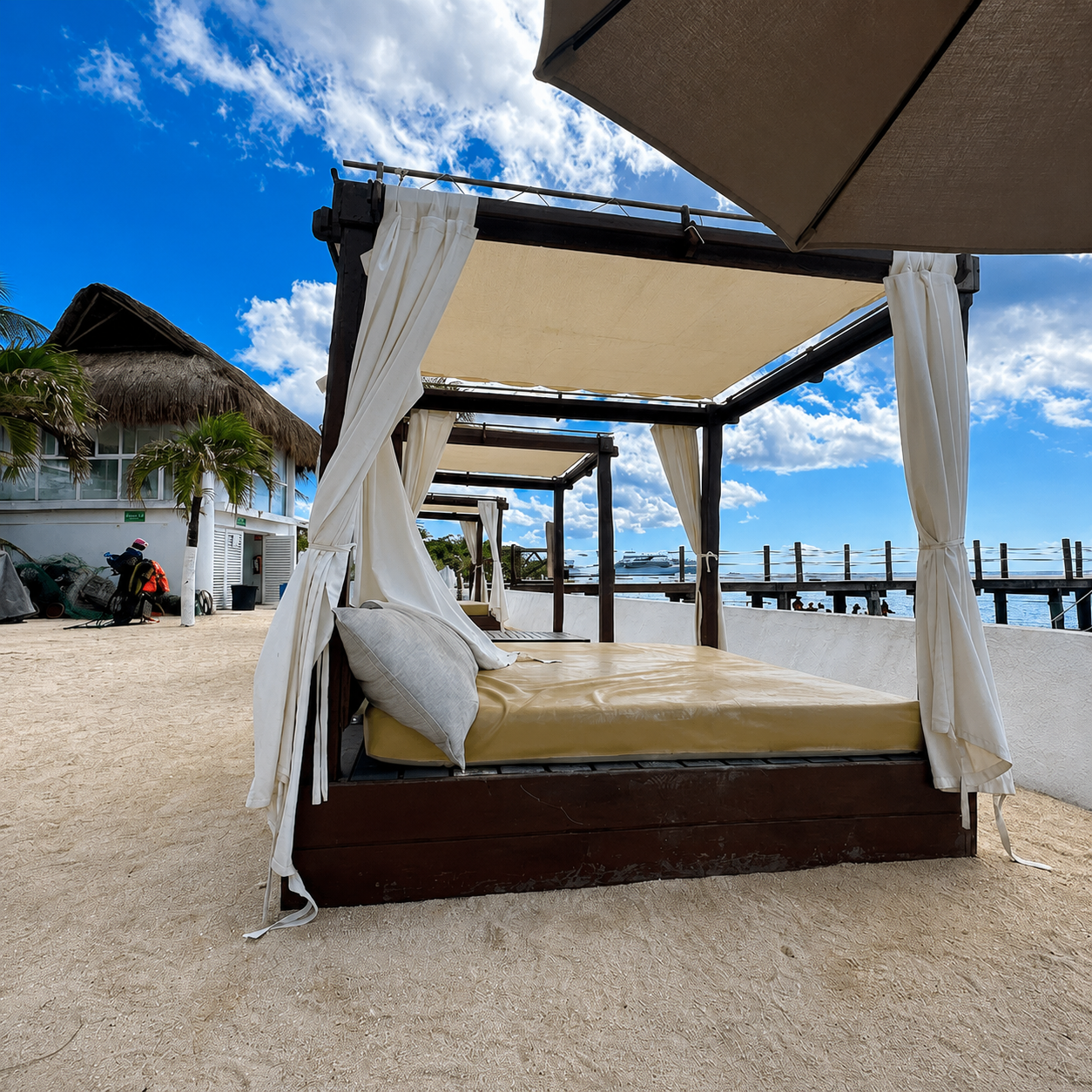 Lots of relaxation opportuntites at Stingray City Cozumel