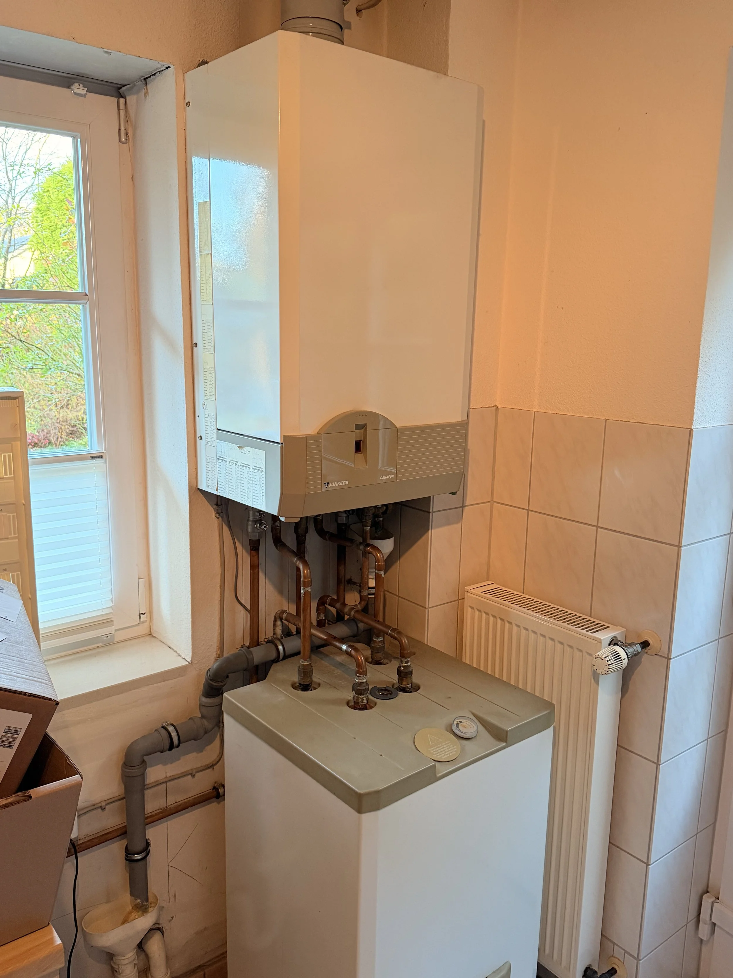 Vorher Heizungsanlage vor Wärmepumpen Modernisierung