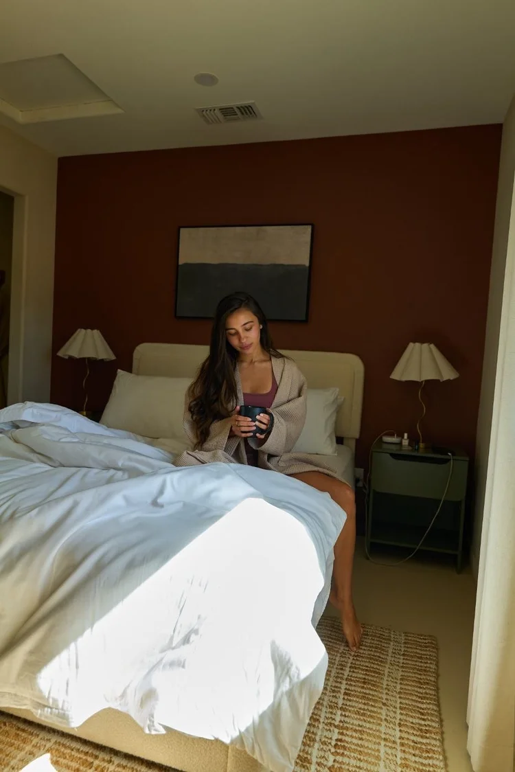 Slow morning with coffee in bed