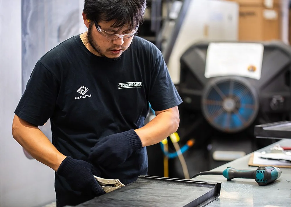 A focused 4N employee working