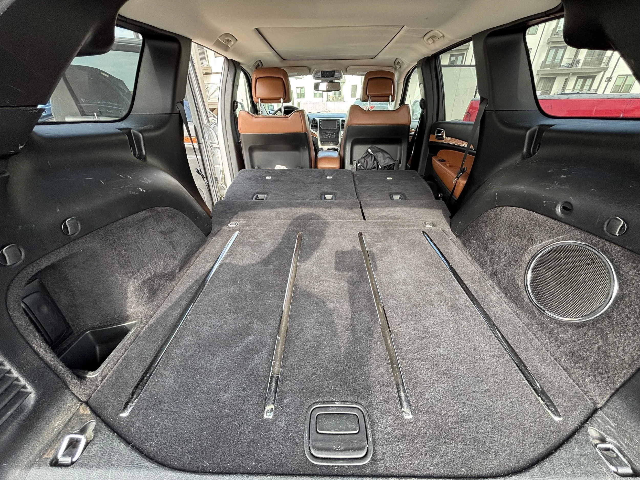 Clean trunk after pet hair removal