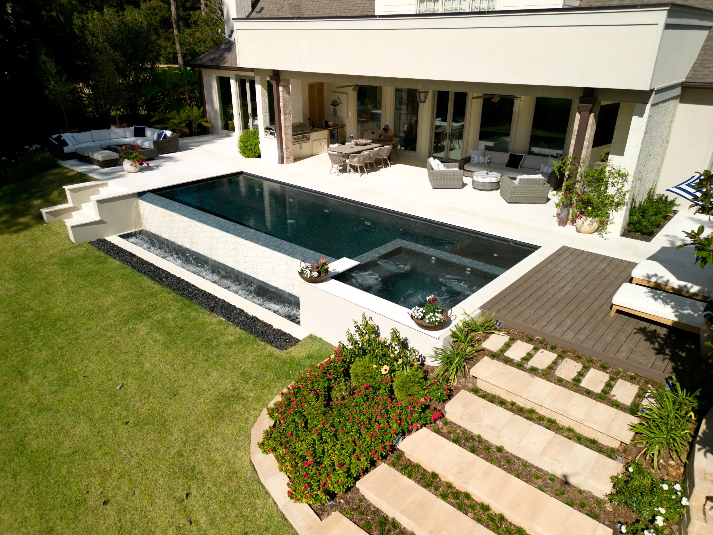 Custom Gunite pool design