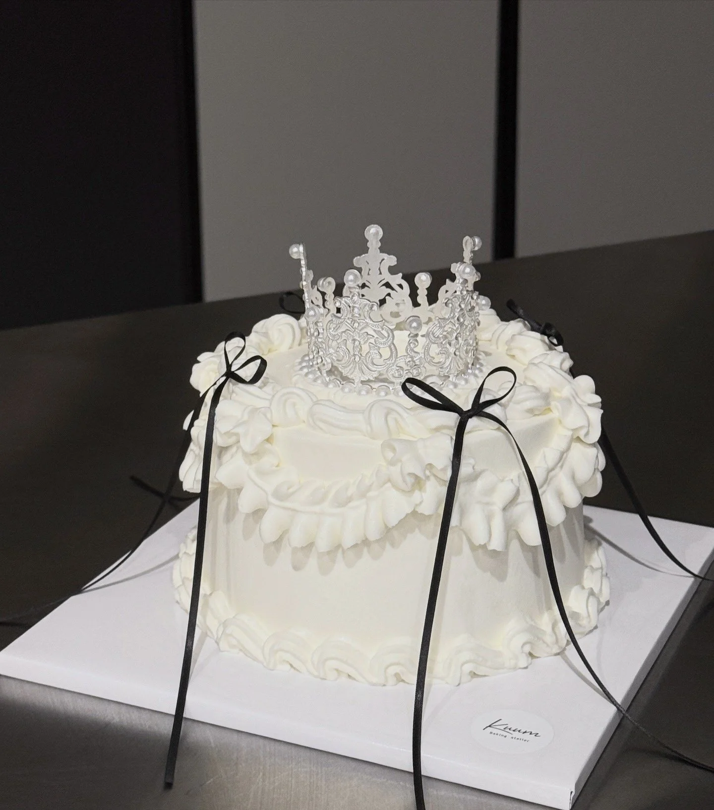 Tiara Bow Cake