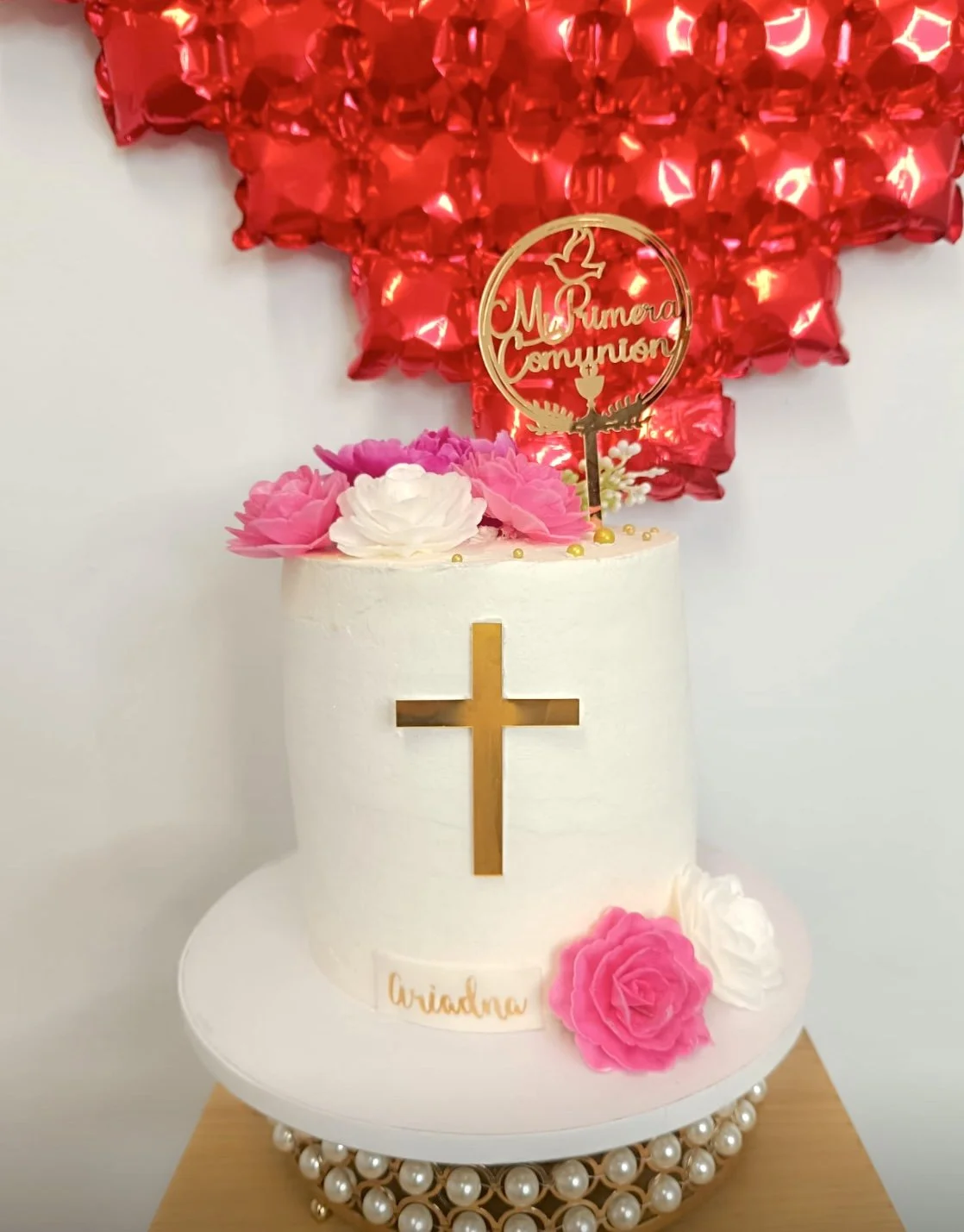 Tarta de bautizo artesanal Valencia con decoración personalizada — Pastelería La Merced Benicalap