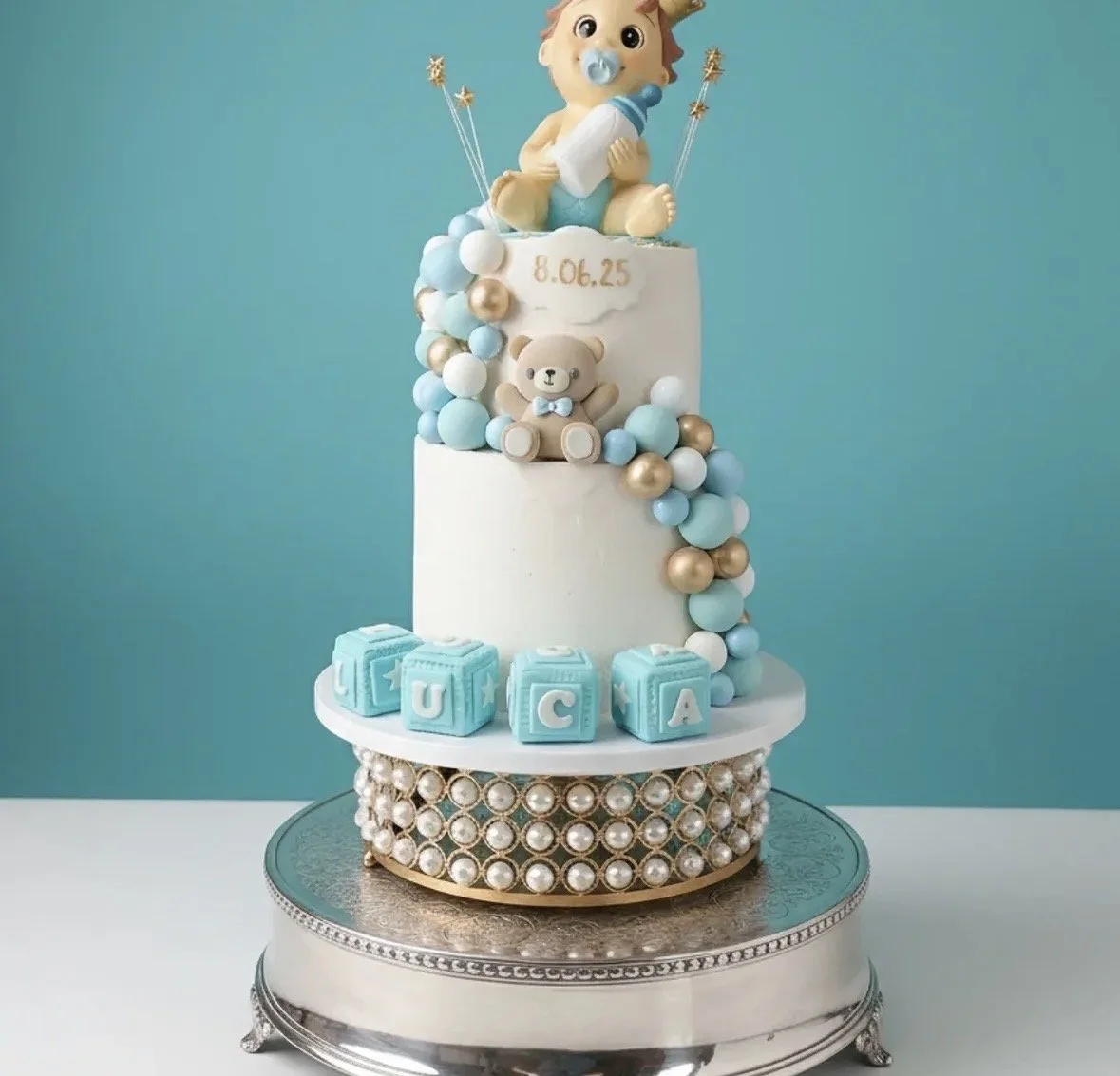 Tarta de bautizo personalizada en Valencia — Pastelería La Merced