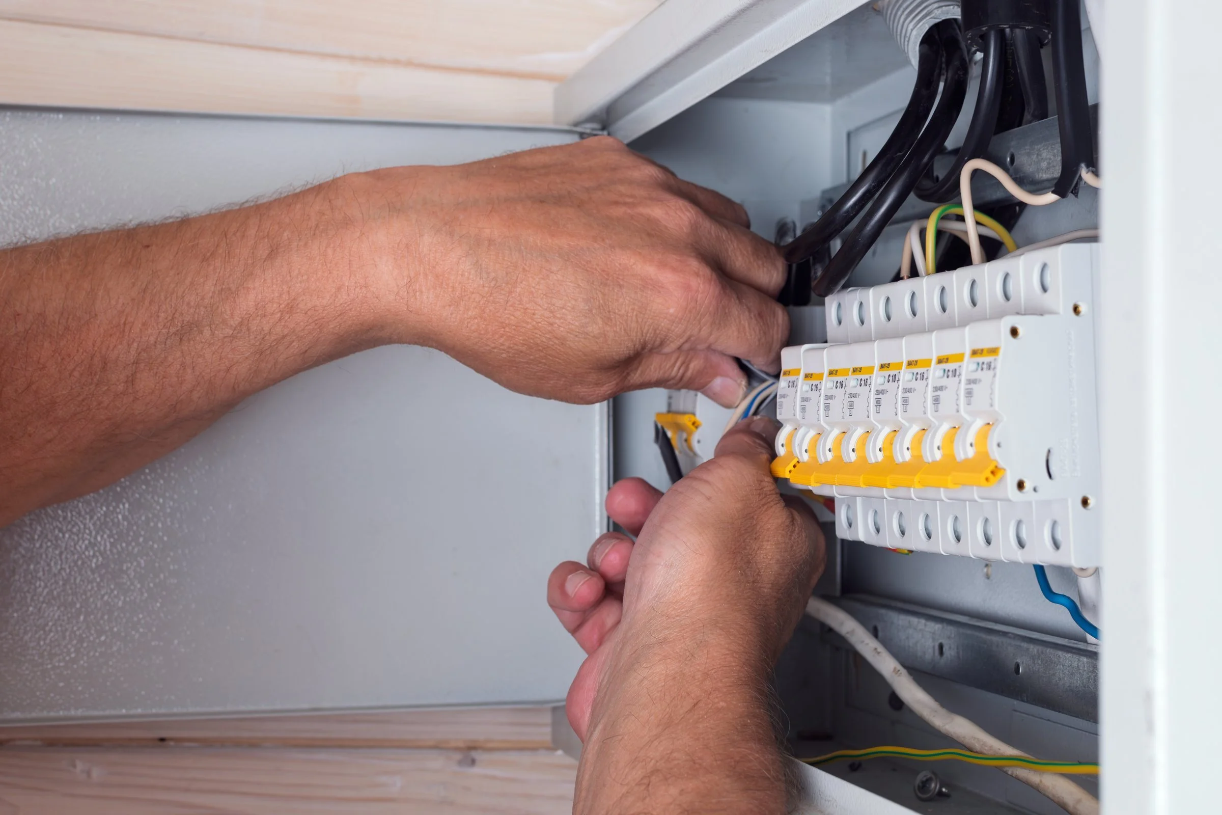 Electrical panel wiring