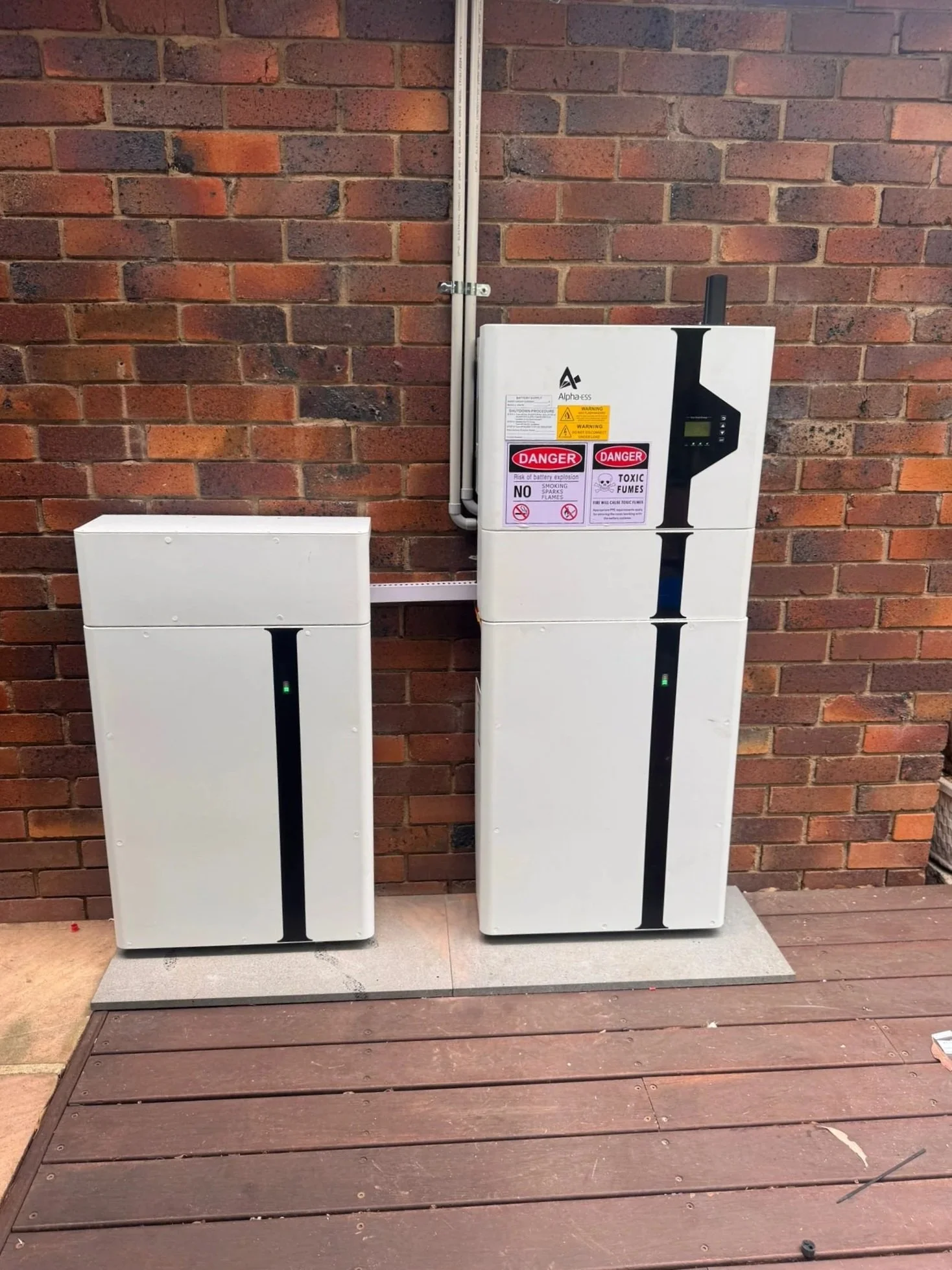 Sandor P. battery installation