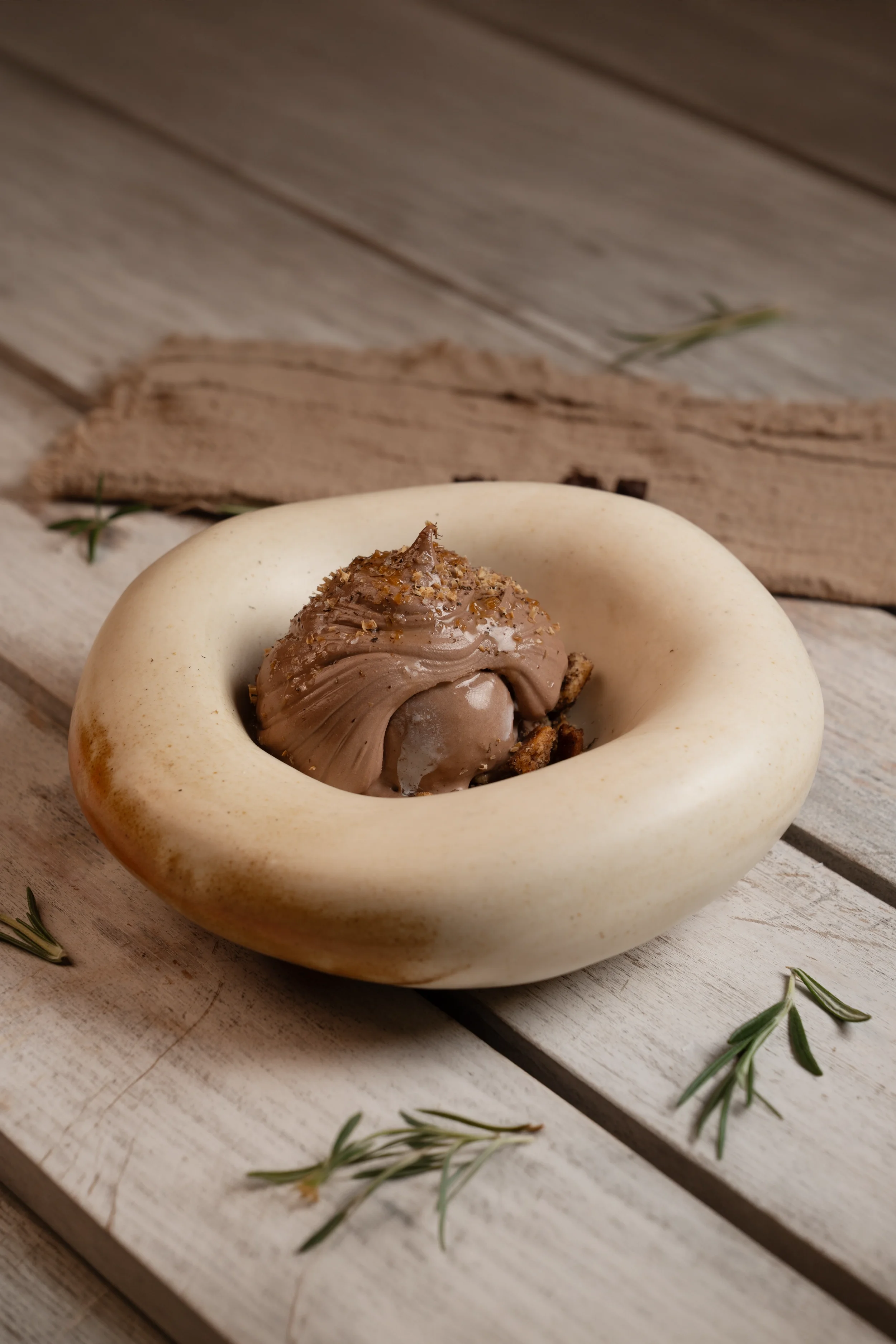 Chocolate Bomb (v)