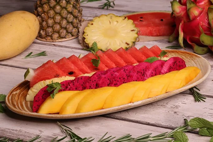 Thai Seasonal Fruit Platter (v)