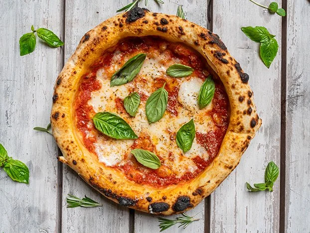 Margherita Pizza (v)
