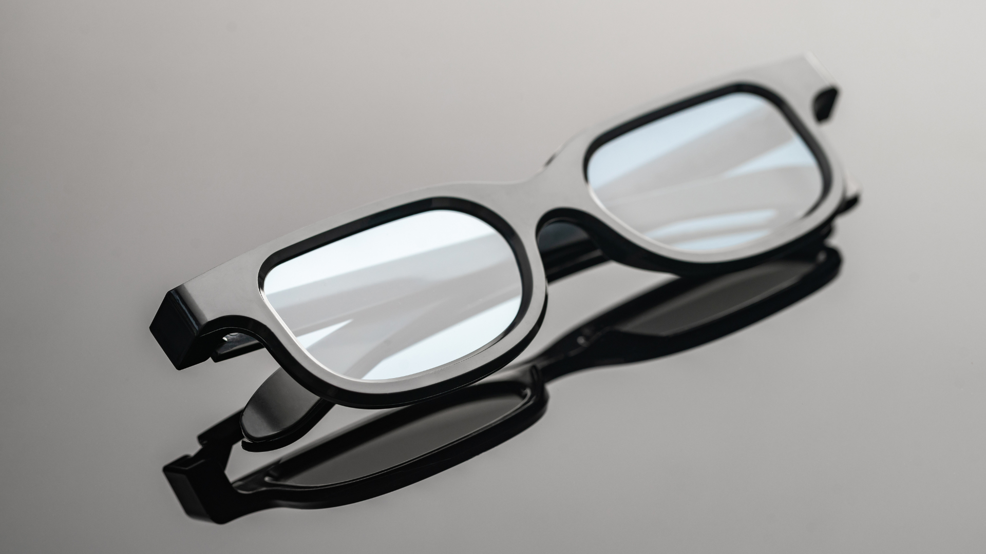 Modische Nahaufnahme einer Brillenfassung