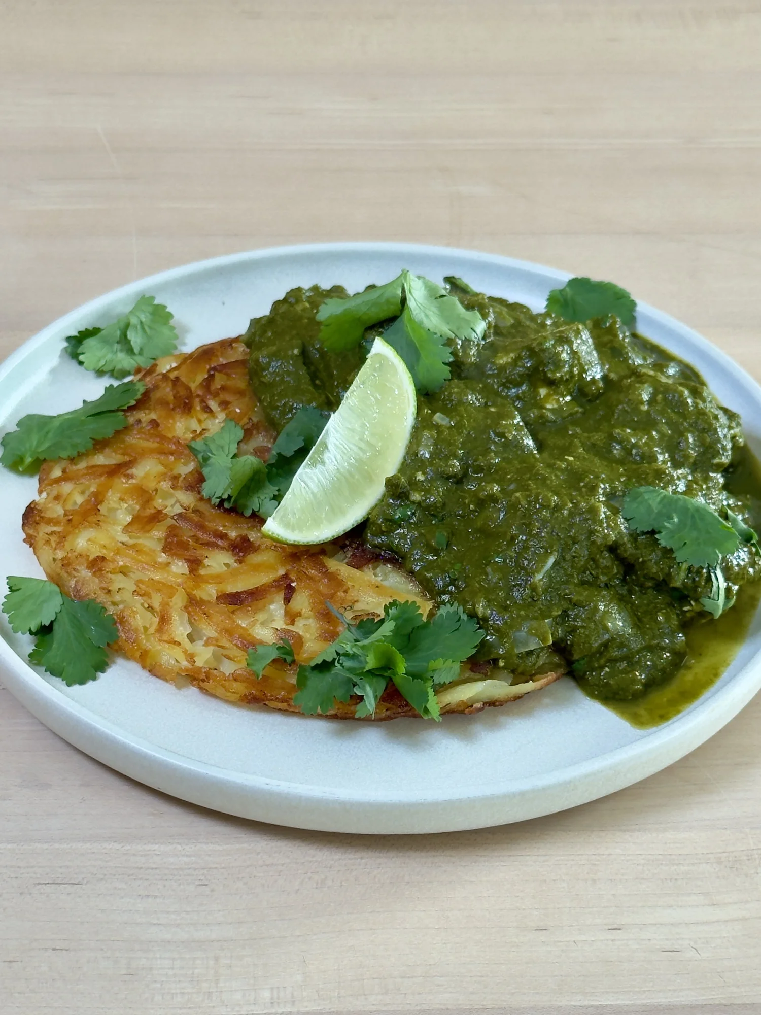 Palak Paneer with rösti, close-up