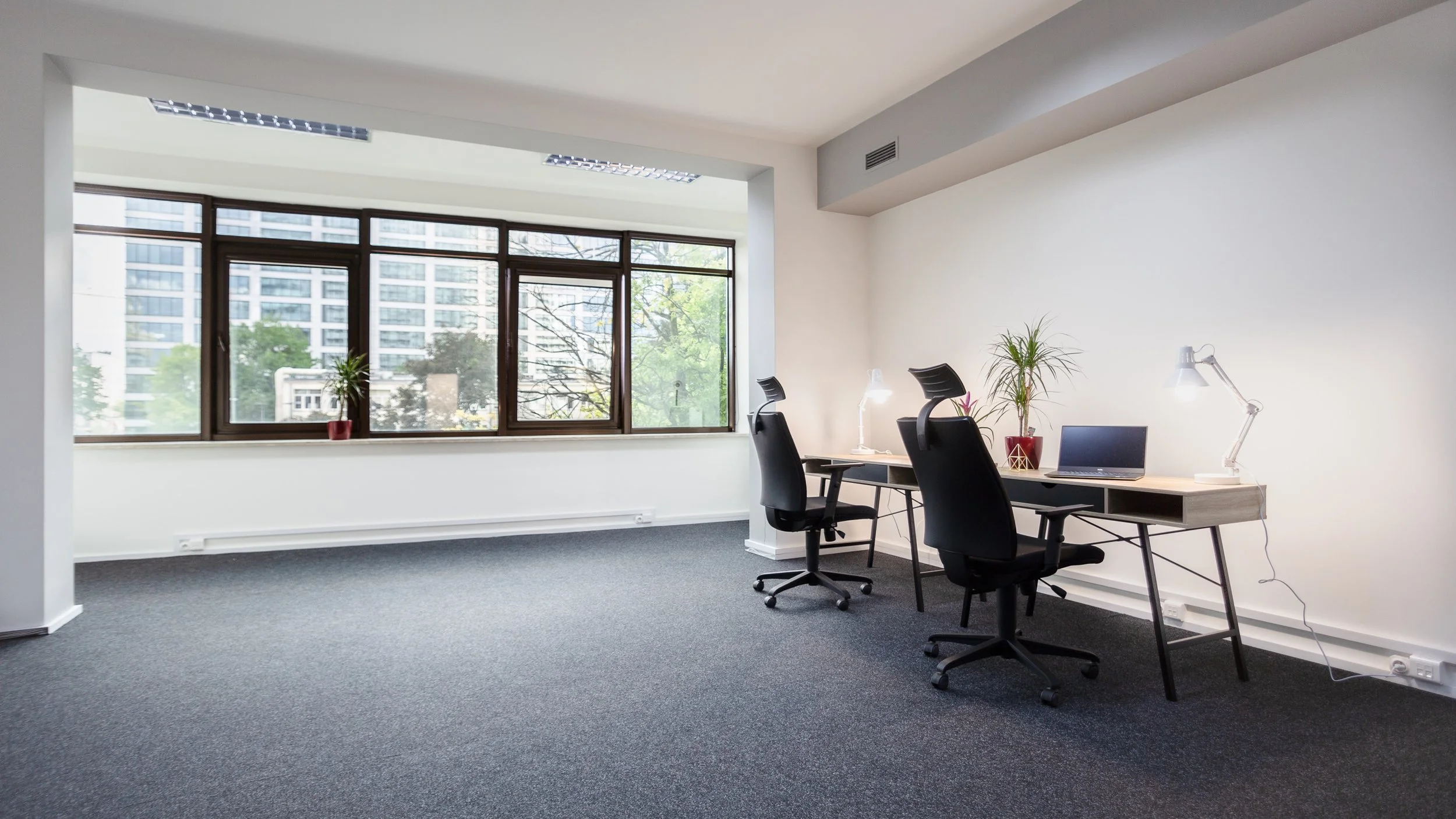 Biuro 64m² - widok 1