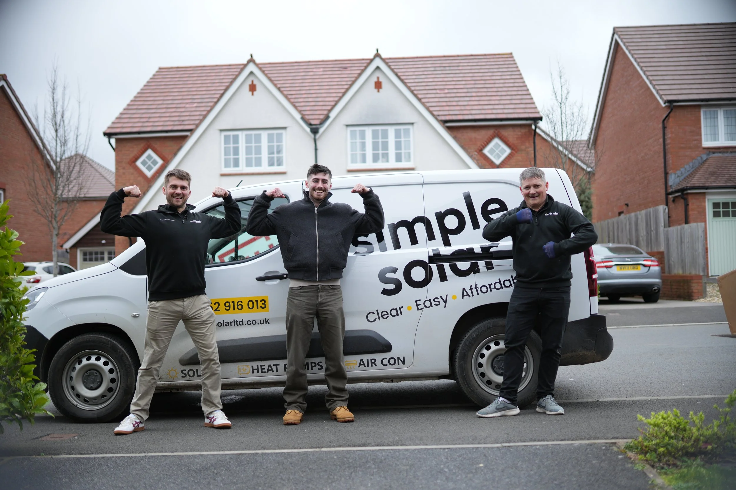 Simple Solar local installation team
