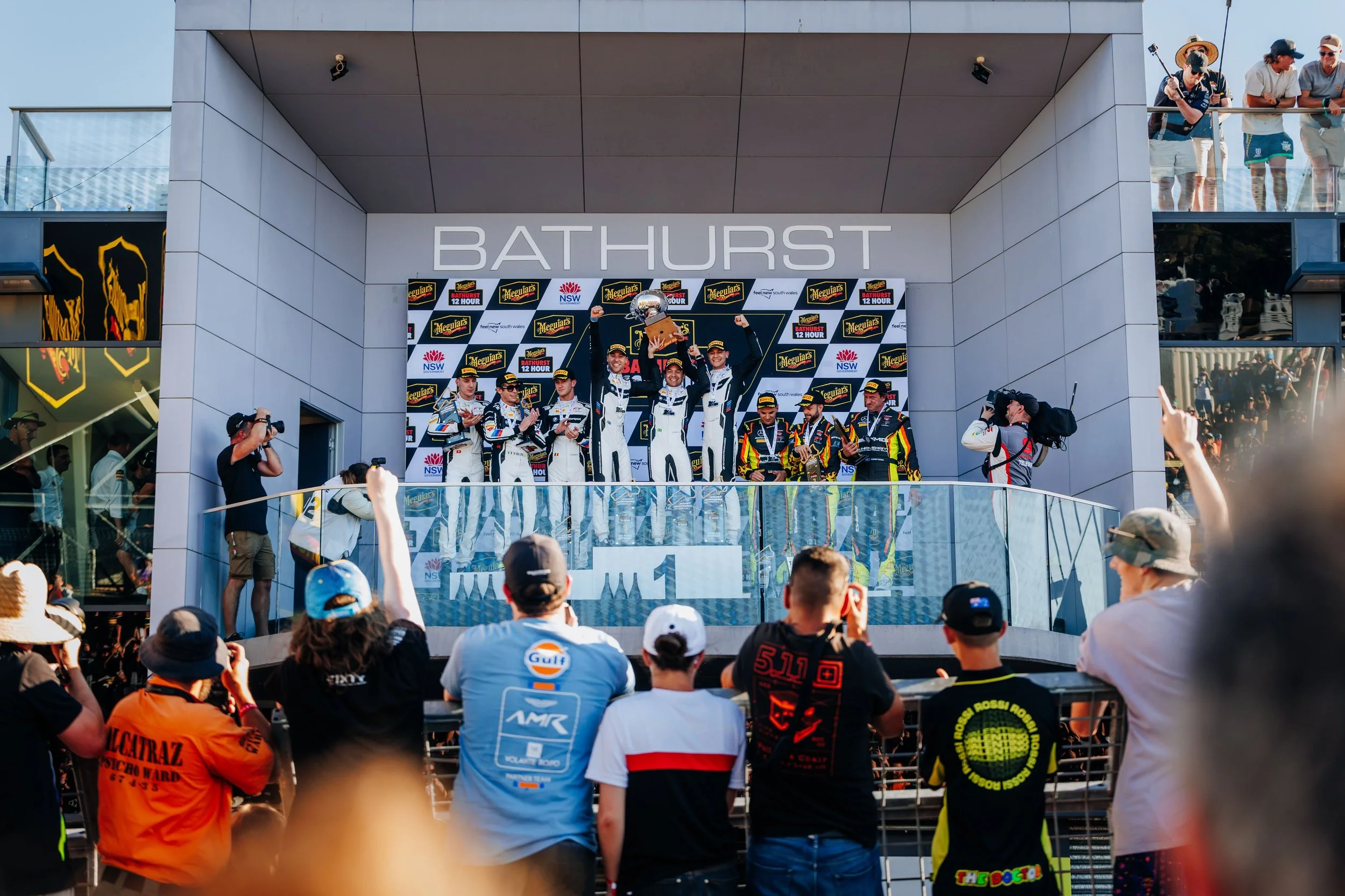 BMW victory celebration — motorsport coverage