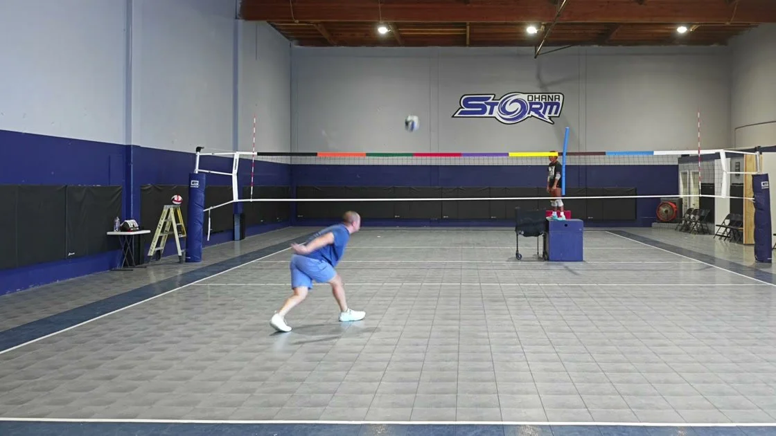 Coach Chris responding to the ball during the first training rep