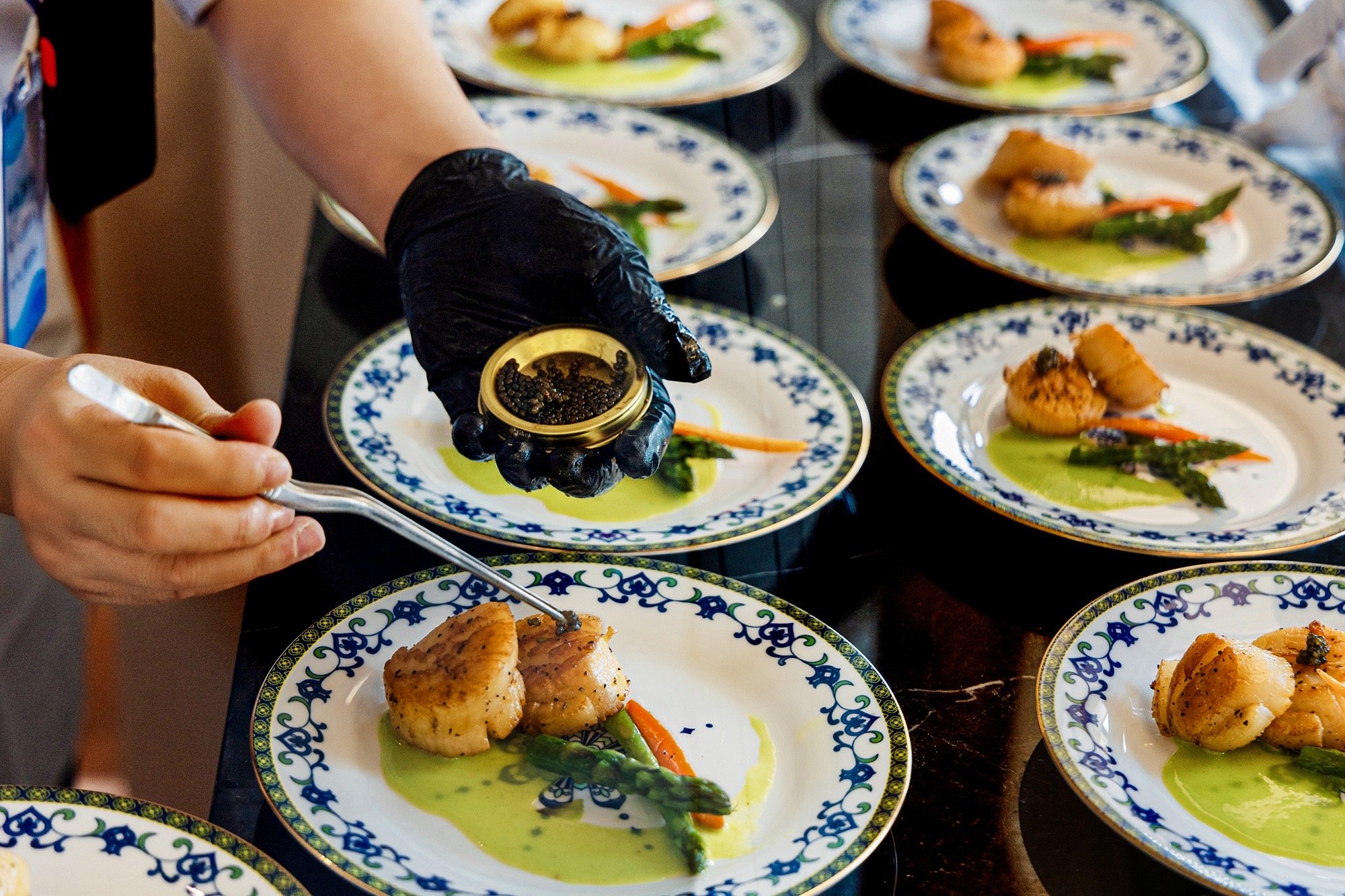 Dining Experience of the Silk Road Express