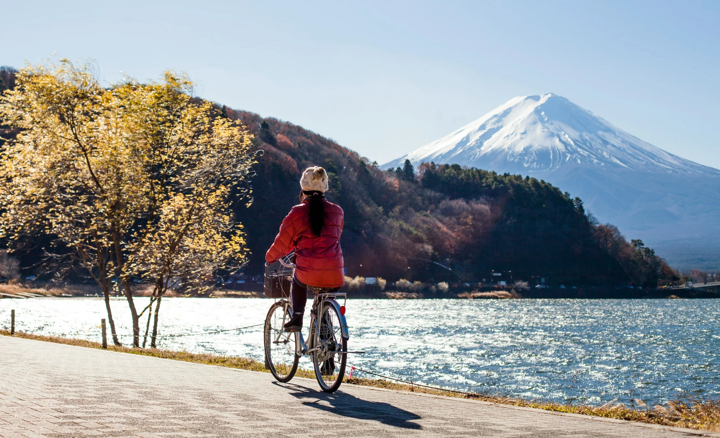 Fuji Five Lakes — Mt. Fuji and Lake Kawaguchi at sunrise