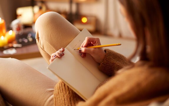 Journaling by warm light