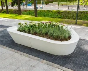Lauko gėlių vazonai