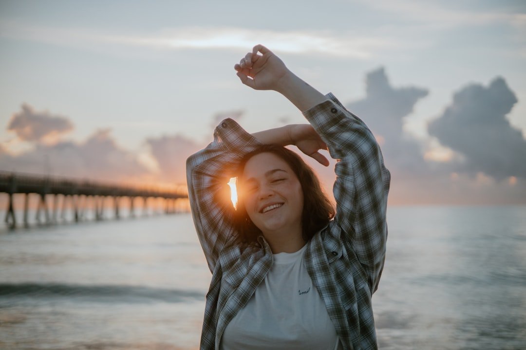 Woman in nature — Intuitive Coaching with Sunshine Intuitive