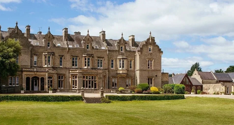 Shendish Manor venue interior or setting