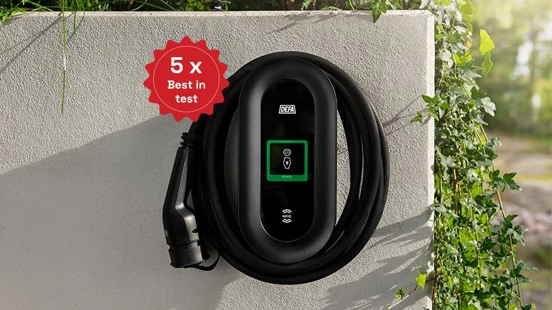 DEFA Power laddbox med fast kabel installation