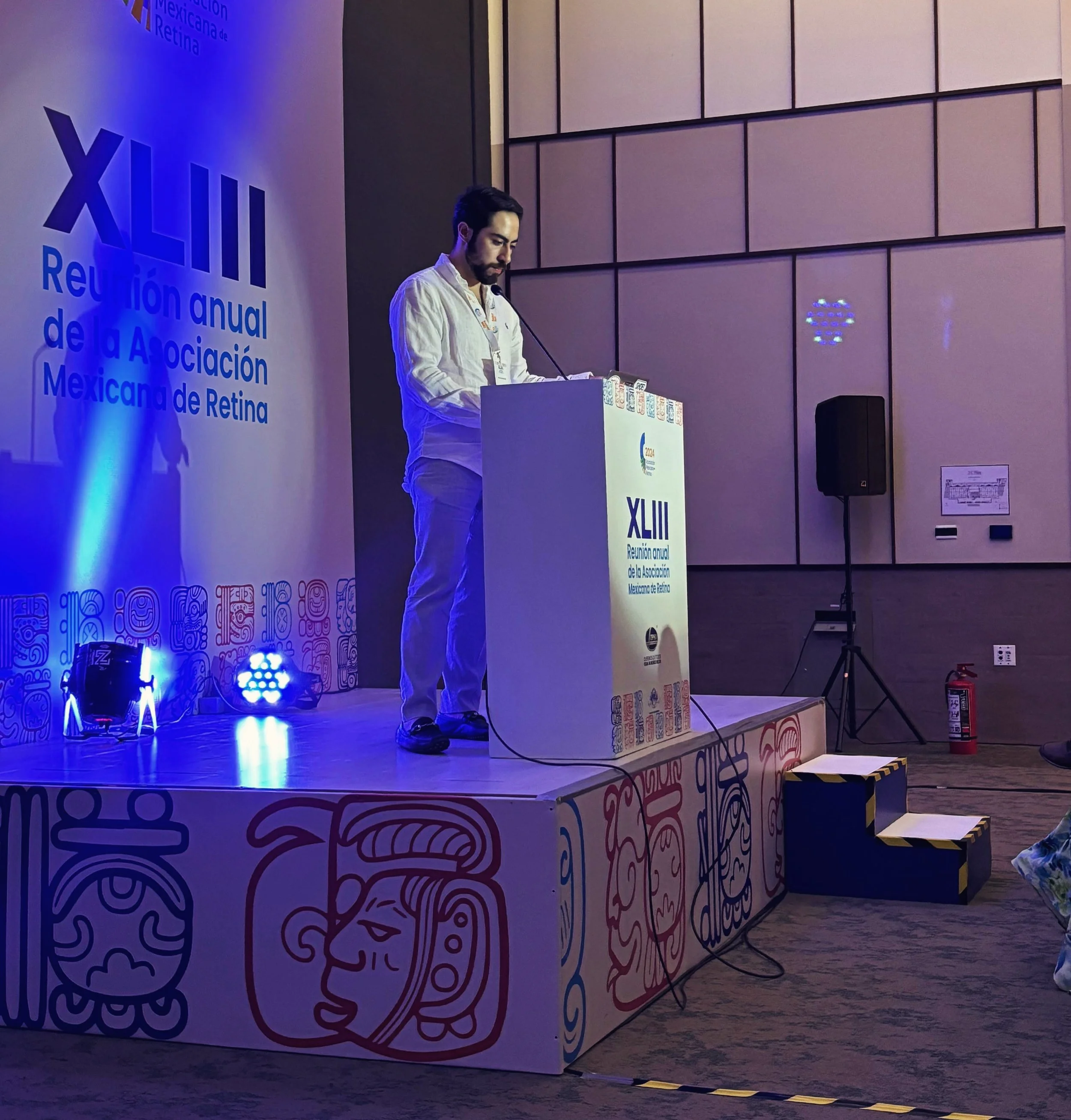Dr. Alan Chew Bonilla, oftalmólogo especialista en retina y vítreo