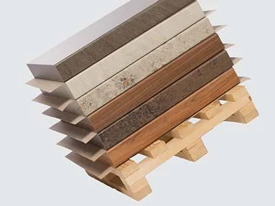 PalFix Antirutsch-Zwischenlagen zwischen gestapelten Platten auf einer Palette