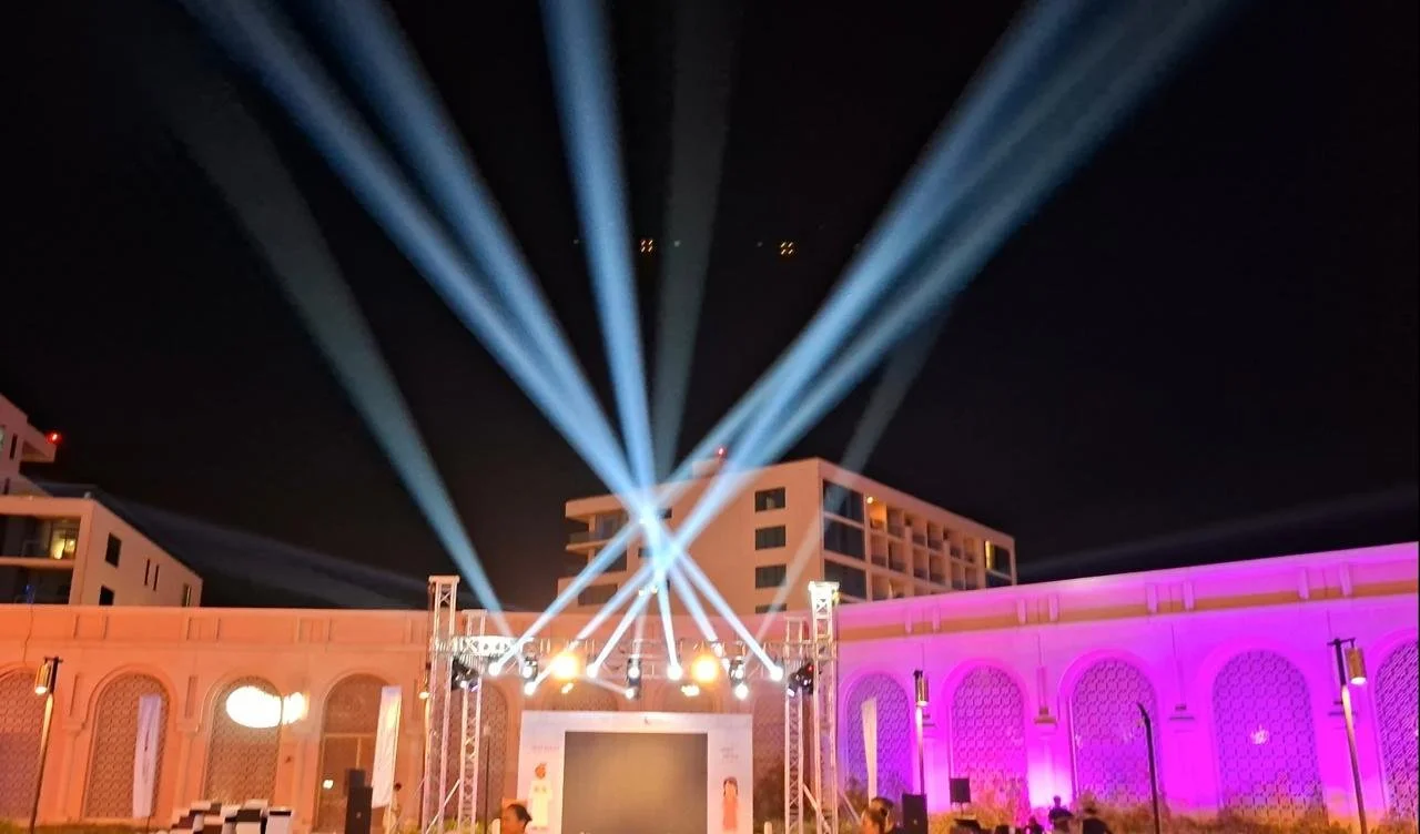 Stage lighting Abu Dhabi – EchoLight moving head beam fixtures outdoor event UAE