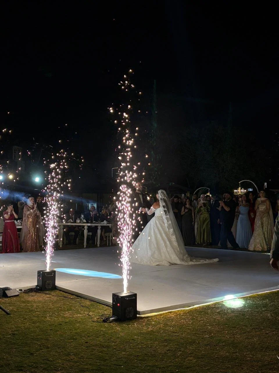 Cold sparks wedding UAE — spark shower during first dance at Abu Dhabi hotel