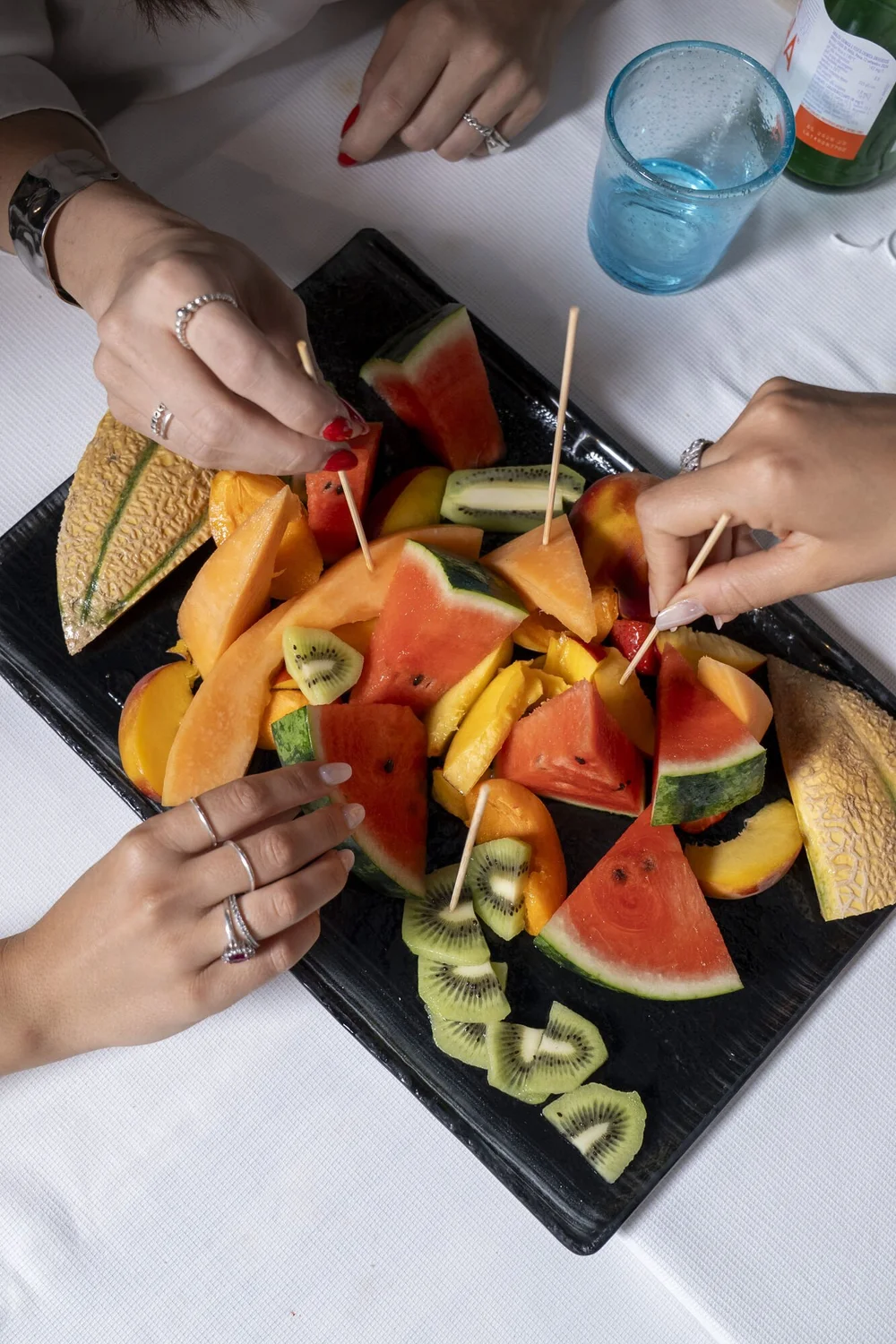 La frutta fresca a fine cena
