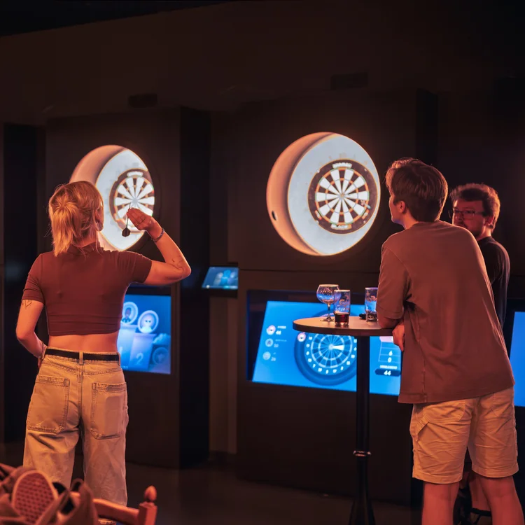 Electronic dart machines