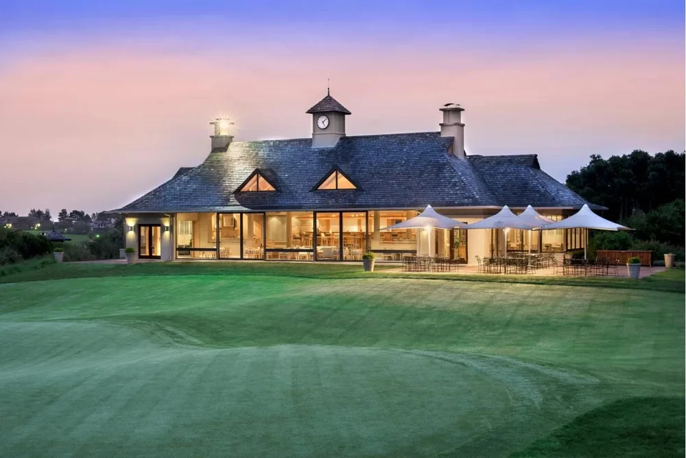 The Clubhouse at The Links