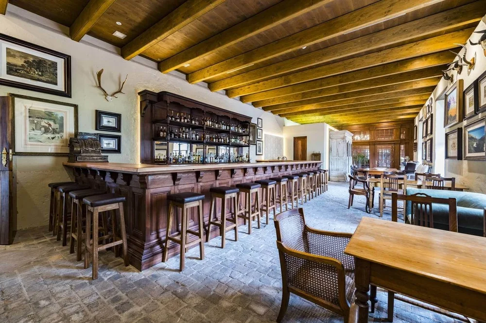 The Taphuis bar