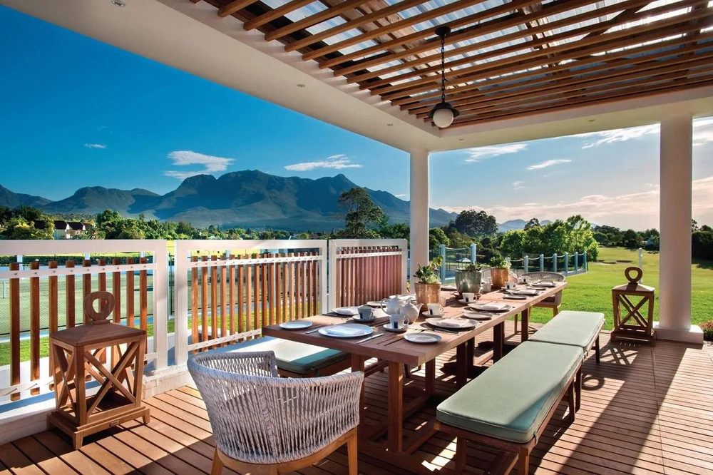 Outdoor dining terrace
